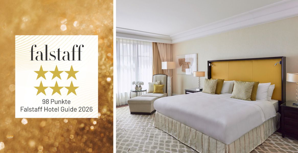 A bright, elegantly furnished room at the Breidenbacher Hof in Düsseldorf, rated 98 points in the ‘Falstaff Hotel Guide 2026’.